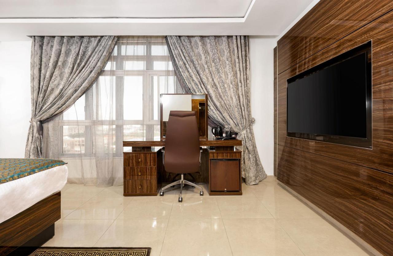 Aveon Hotel Абуджа Экстерьер фото