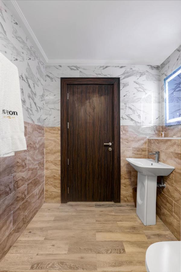 Aveon Hotel Абуджа Экстерьер фото