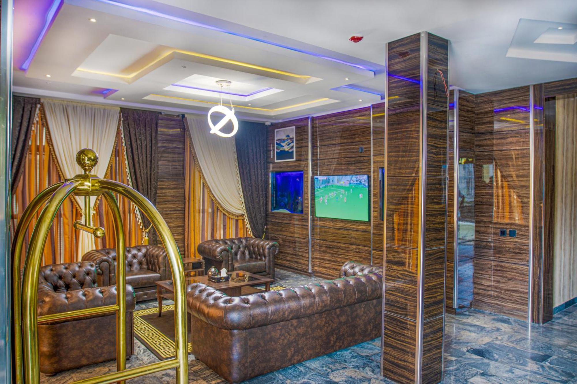 Aveon Hotel Абуджа Экстерьер фото