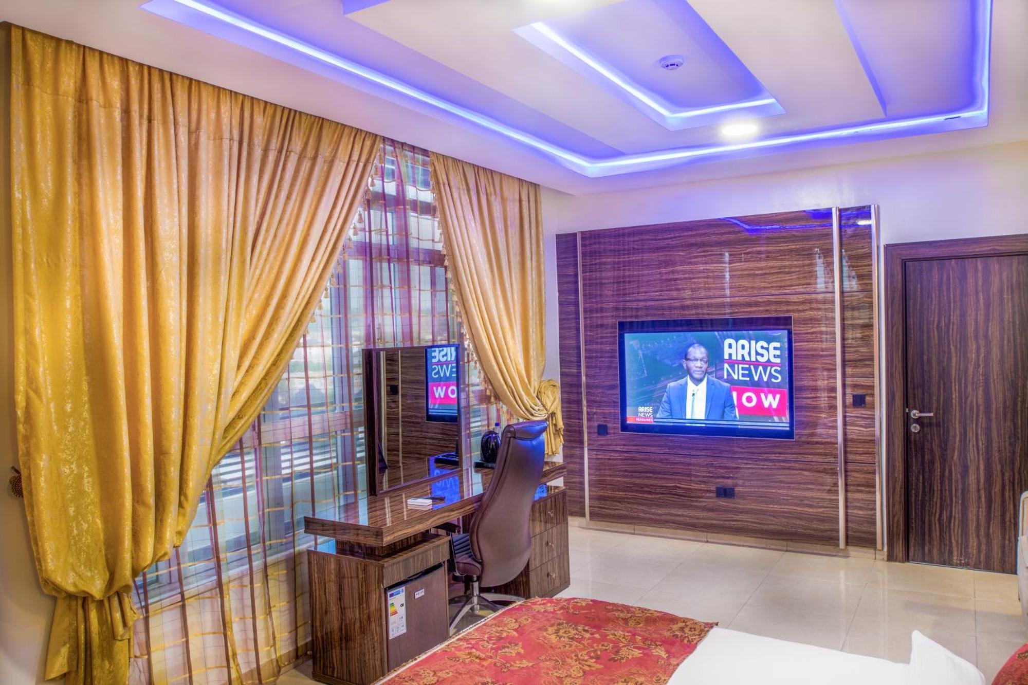 Aveon Hotel Абуджа Экстерьер фото